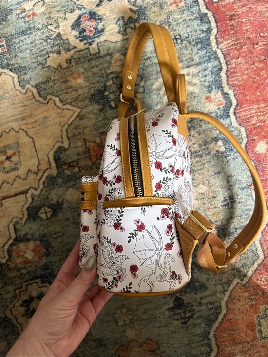 Loungefly White Floral & Mustard Harry Potter Backpack main image 7